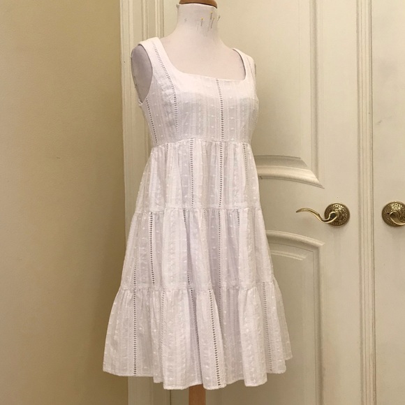 Bleaker 126 white 💯 cotton tiered boho style embroidered dress - Picture 1 of 6